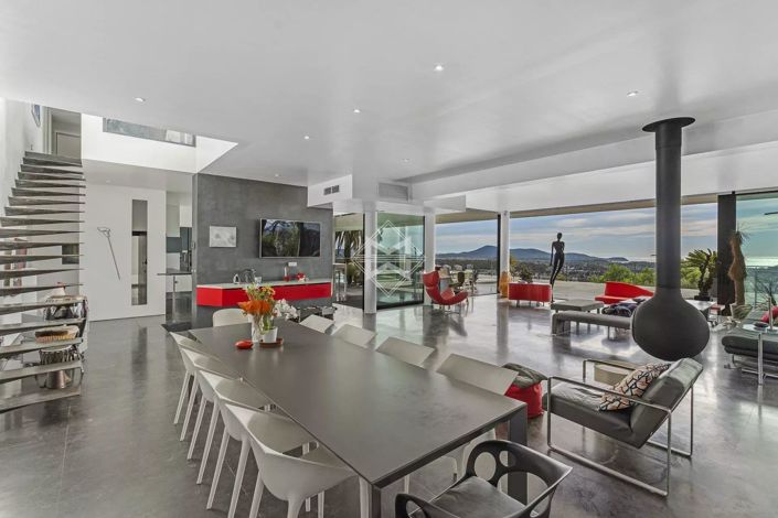 Image No.4-4 Bed House for sale