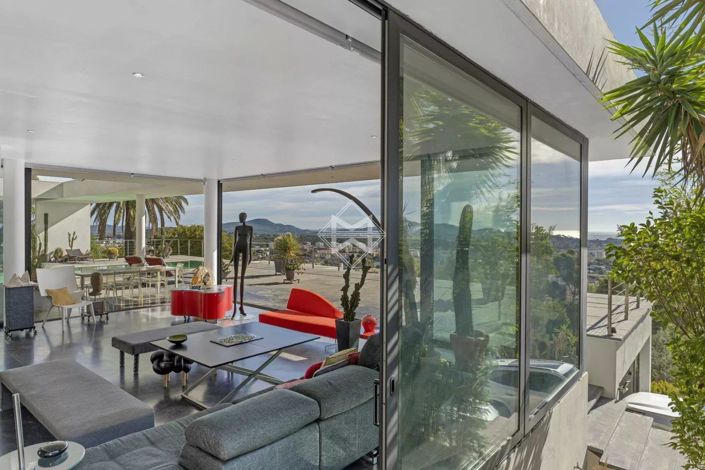 Image No.5-4 Bed House for sale