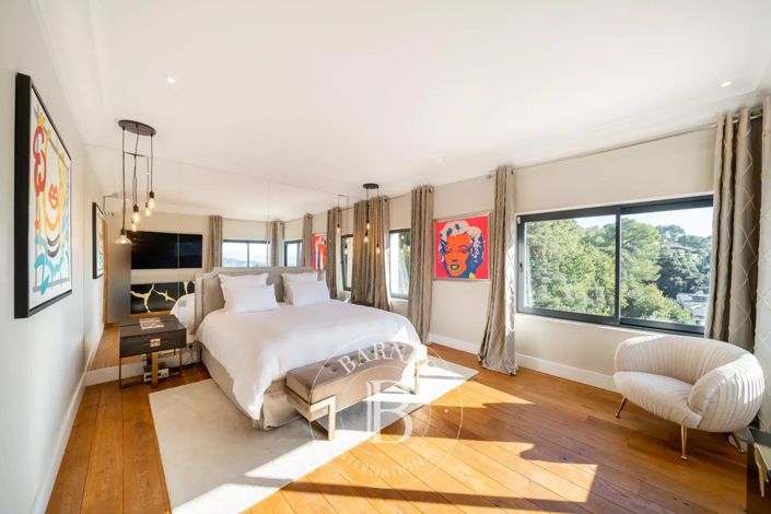 Image No.13-5 Bed House for sale