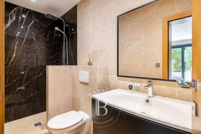 Image No.15-Maison de 5 chambres à vendre à Le Cannet