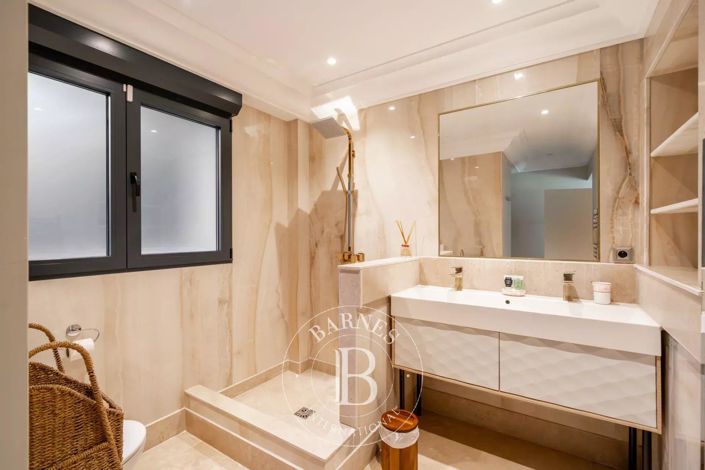 Image No.23-5 Bed House for sale