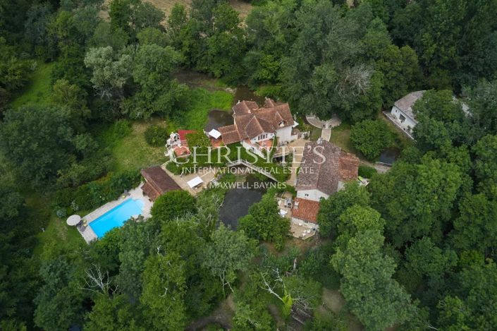 Image No.2-5 Bed House for sale