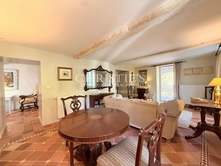 Image No.25-5 Bed House for sale