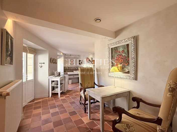 Image No.27-5 Bed House for sale