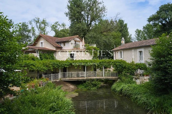 Image No.3-5 Bed House for sale