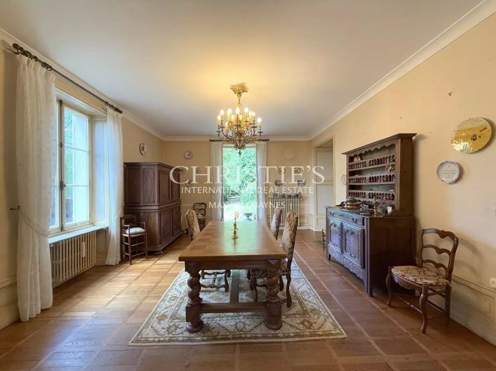 Image No.15-5 Bed House for sale