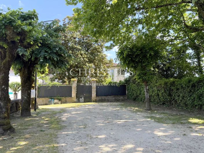 Image No.30-5 Bed House for sale