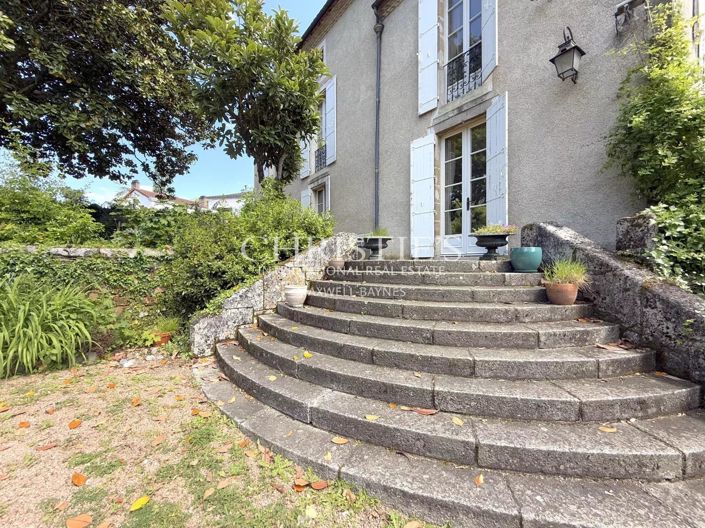 Image No.5-5 Bed House for sale