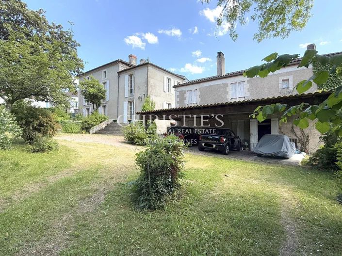 Image No.6-5 Bed House for sale