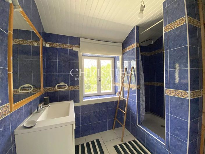 Image No.22-7 Bed House for sale