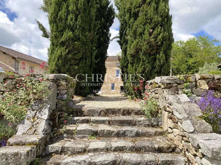 Image No.5-7 Bed House for sale