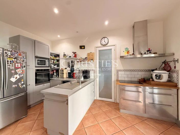 Image No.12-Maison de 10 chambres à vendre à Charente