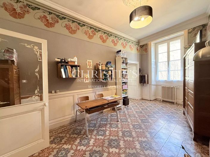 Image No.13-10 Bed House for sale