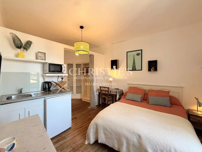 Image No.27-10 Bed House for sale