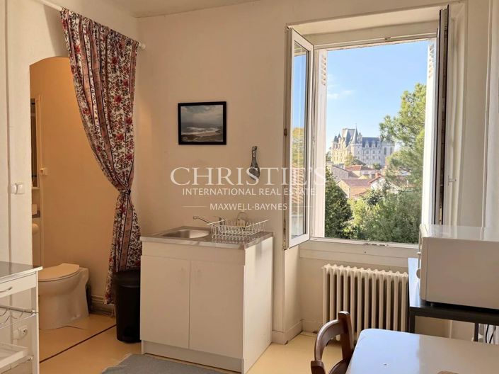 Image No.29-10 Bed House for sale