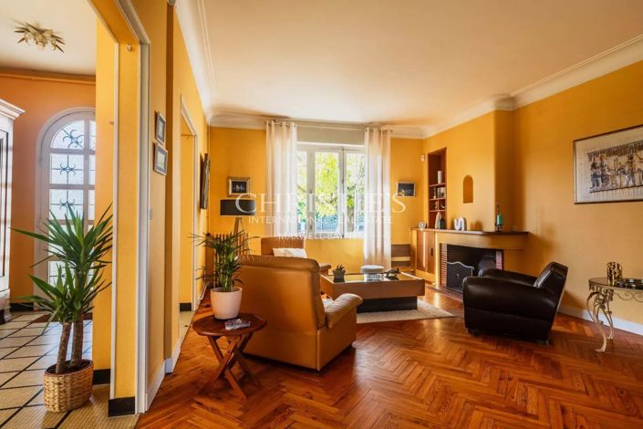 Image No.4-4 Bed House for sale