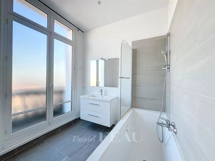 Image No.12-Appartement de 4 chambres à vendre à Paris