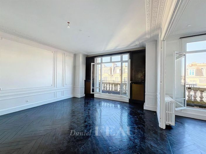 Image No.8-Appartement de 4 chambres à vendre à Paris