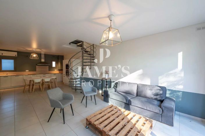 Image No.5-3 Bed House for sale