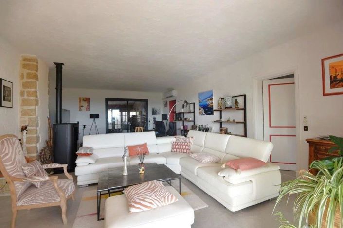 Image No.4-3 Bed House for sale