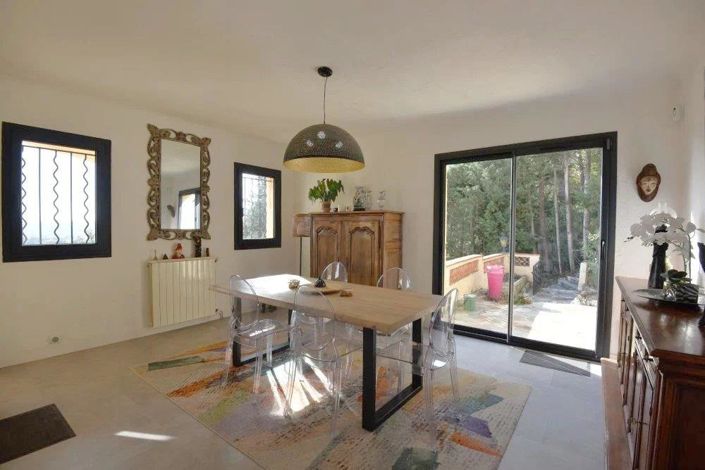 Image No.6-3 Bed House for sale