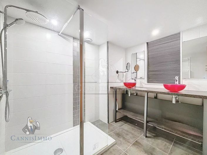 Image No.16-4 Bed Apartment for sale