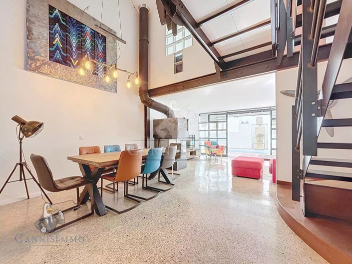 Image No.2-4 Bed Apartment for sale