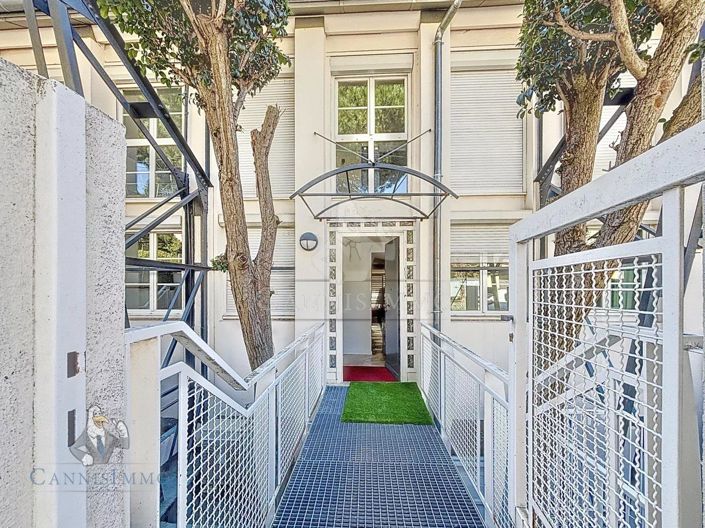 Image No.9-4 Bed Apartment for sale