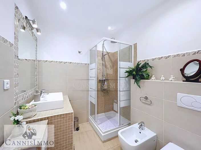 Image No.11-Appartement de 2 chambres à vendre à Cannes