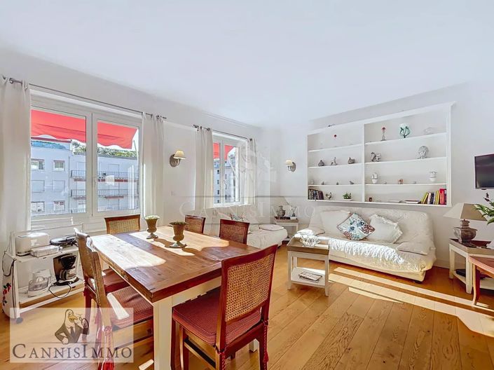 Image No.4-Appartement de 2 chambres à vendre à Cannes