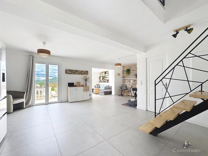 Image No.10-Maison de 4 chambres à vendre à Mandelieu-la-Napoule