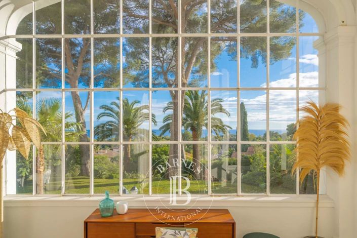 Image No.2-4 Bed Apartment for sale