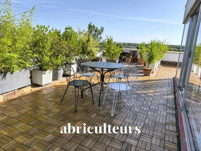 Image No.15-2 Bed Apartment for sale