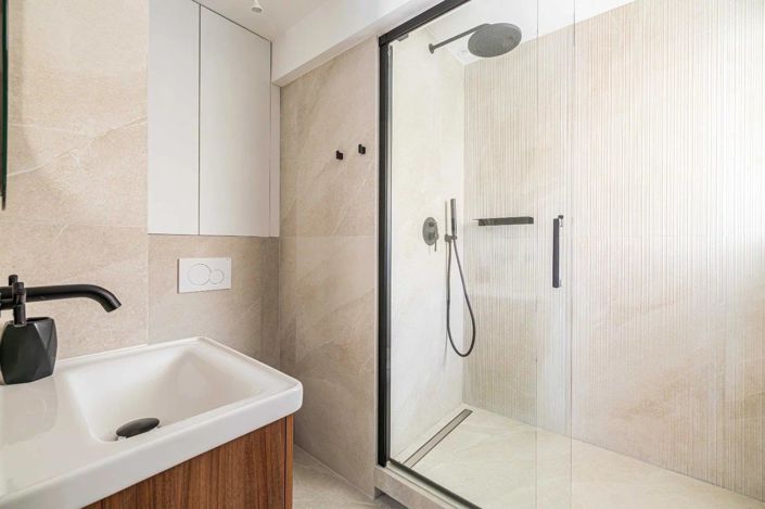 Image No.17-2 Bed Apartment for sale