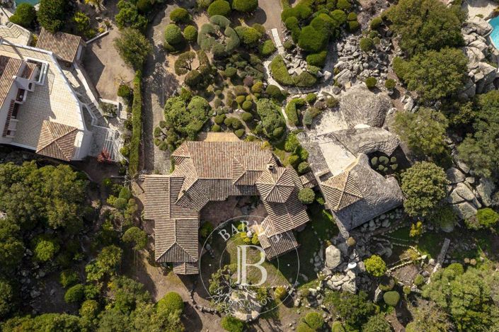 Image No.24-4 Bed House for sale