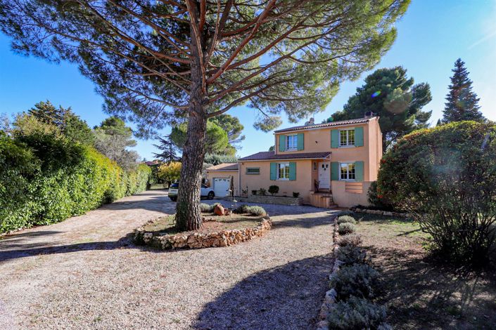 Image No.8-4 Bed House for sale