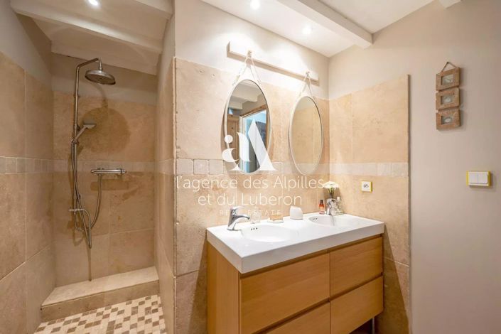 Image No.9-3 Bed House for sale