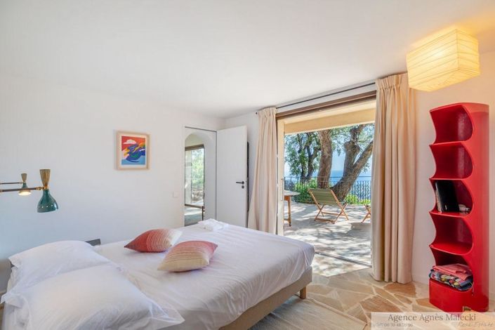 Image No.15-5 Bed House for sale