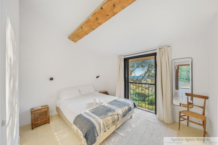 Image No.22-5 Bed House for sale