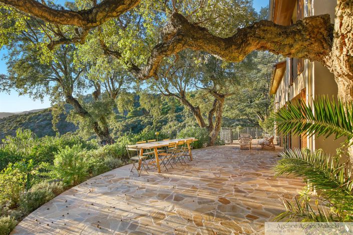 Image No.5-5 Bed House for sale