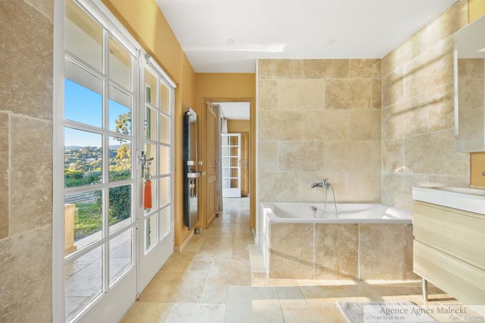 Image No.14-5 Bed House for sale