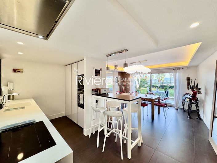 Image No.10-3 Bed Apartment for sale