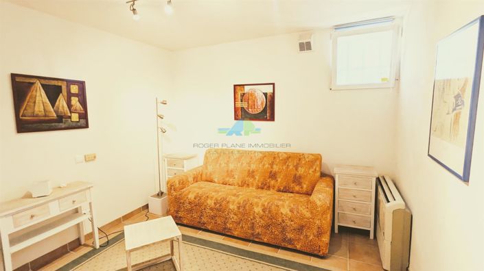 Image No.11-4 Bed House for sale