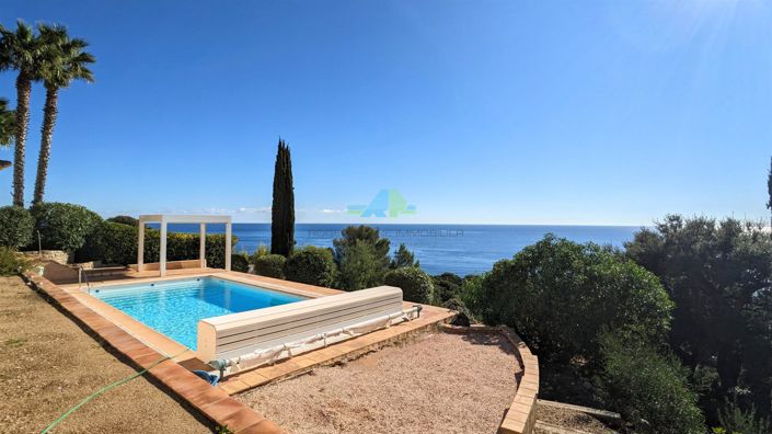 Image No.9-4 Bed House for sale