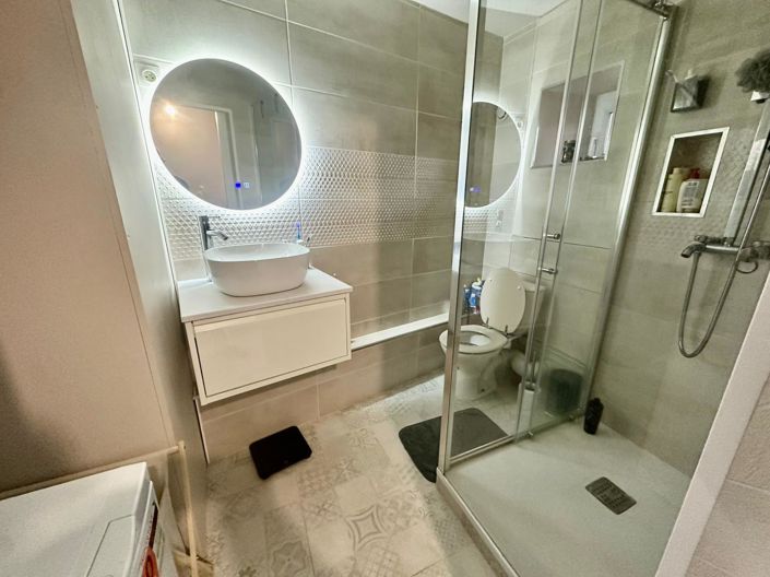 Image No.8-2 Bed Apartment for sale