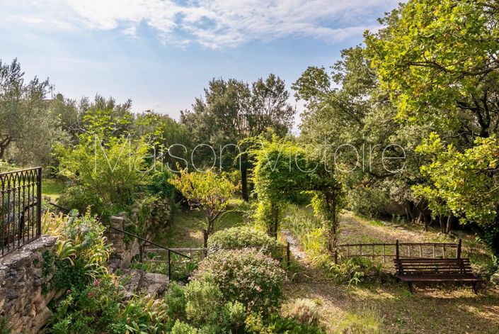 Image No.3-Maison de 4 chambres à vendre à Gordes