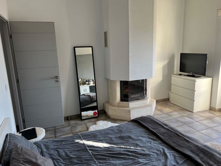 Image No.13-4 Bed House for sale