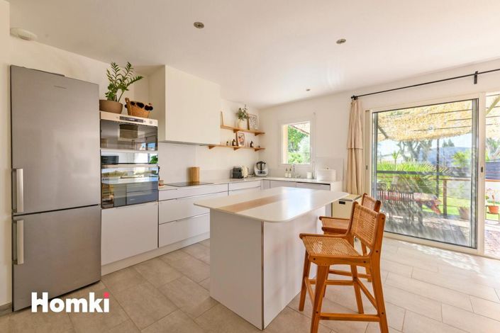 Image No.2-3 Bed House for sale