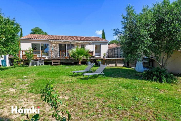 Image No.6-3 Bed House for sale