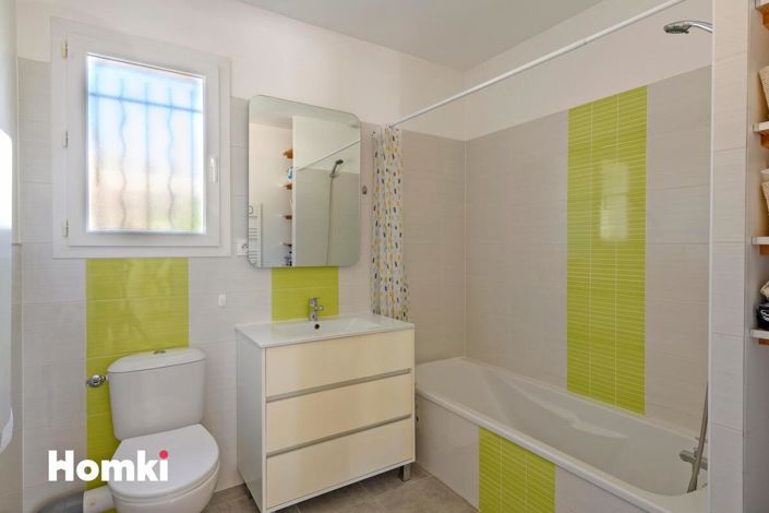 Image No.8-3 Bed House for sale